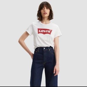 Levi's® Logo T-Shirt